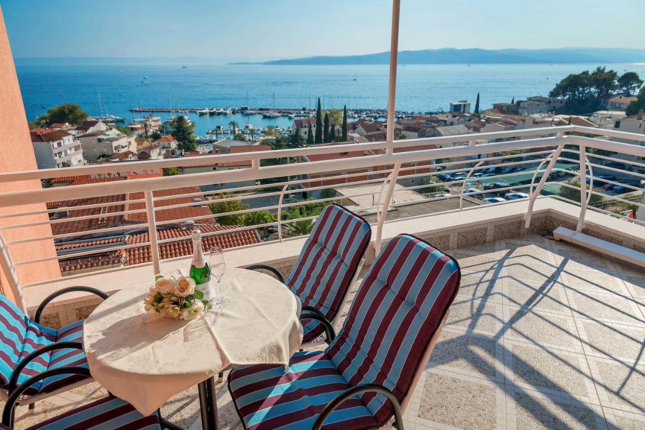 Apartmani Putnik Baška Voda Exterior foto