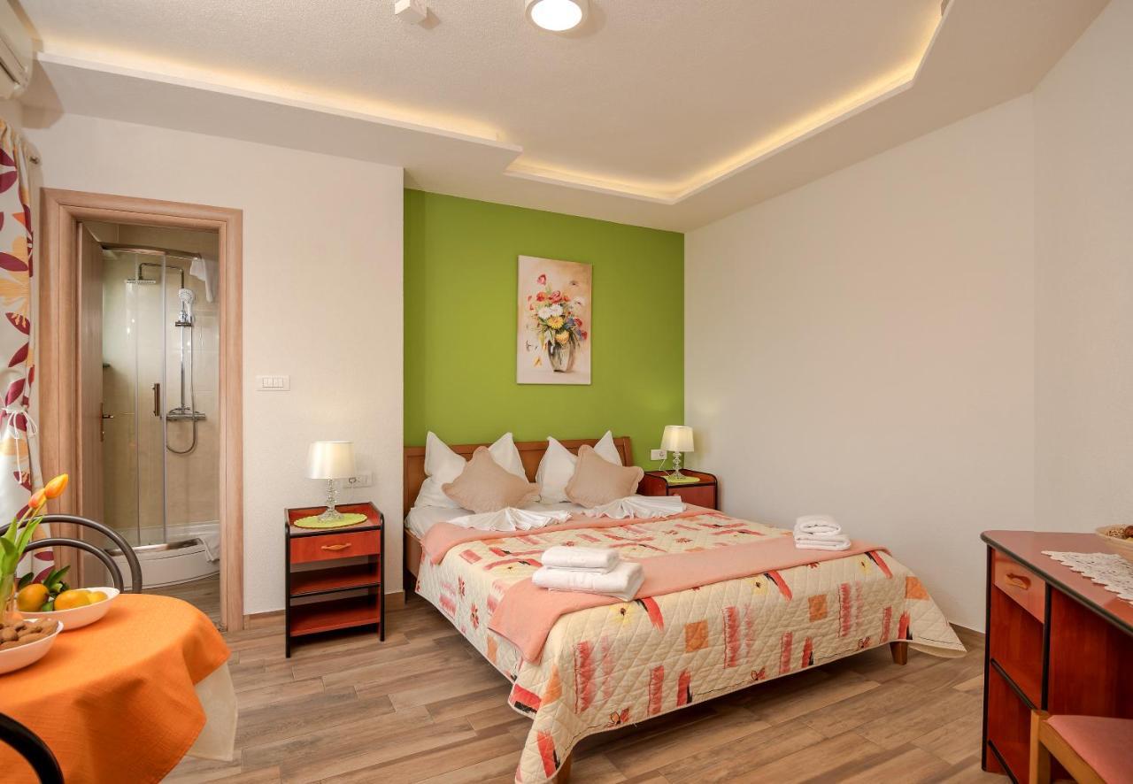 Apartmani Putnik Baška Voda Exterior foto