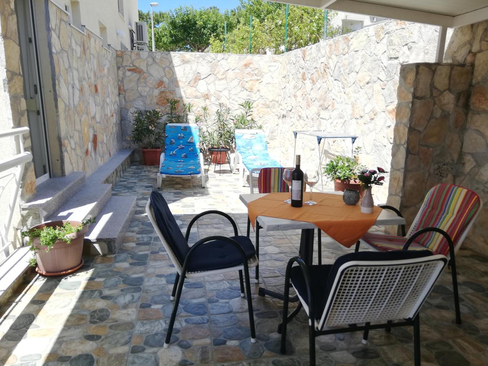 Apartmani Putnik Baška Voda Exterior foto